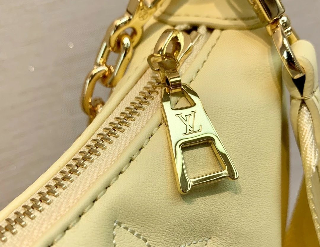 LV OVER THE MOON M59823