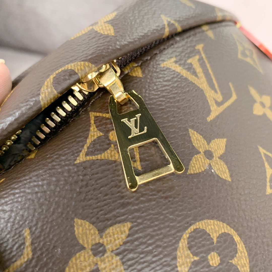 lv BUMBAG M43644