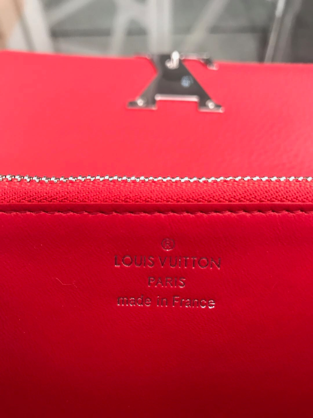 LV CAPUCINES Wallet M63738