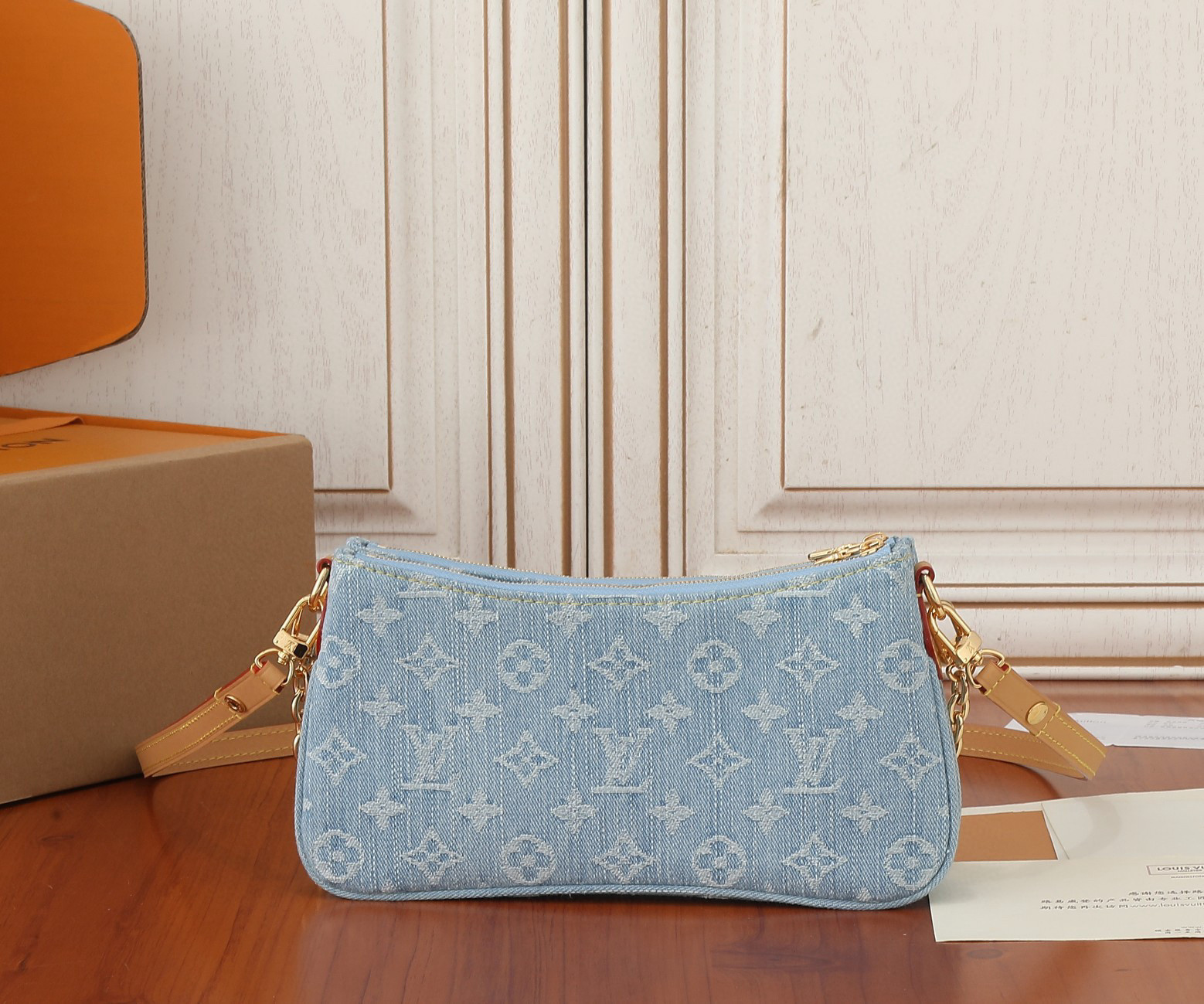 LV Pochette M83532 24.5× 13.5× 6.5CM