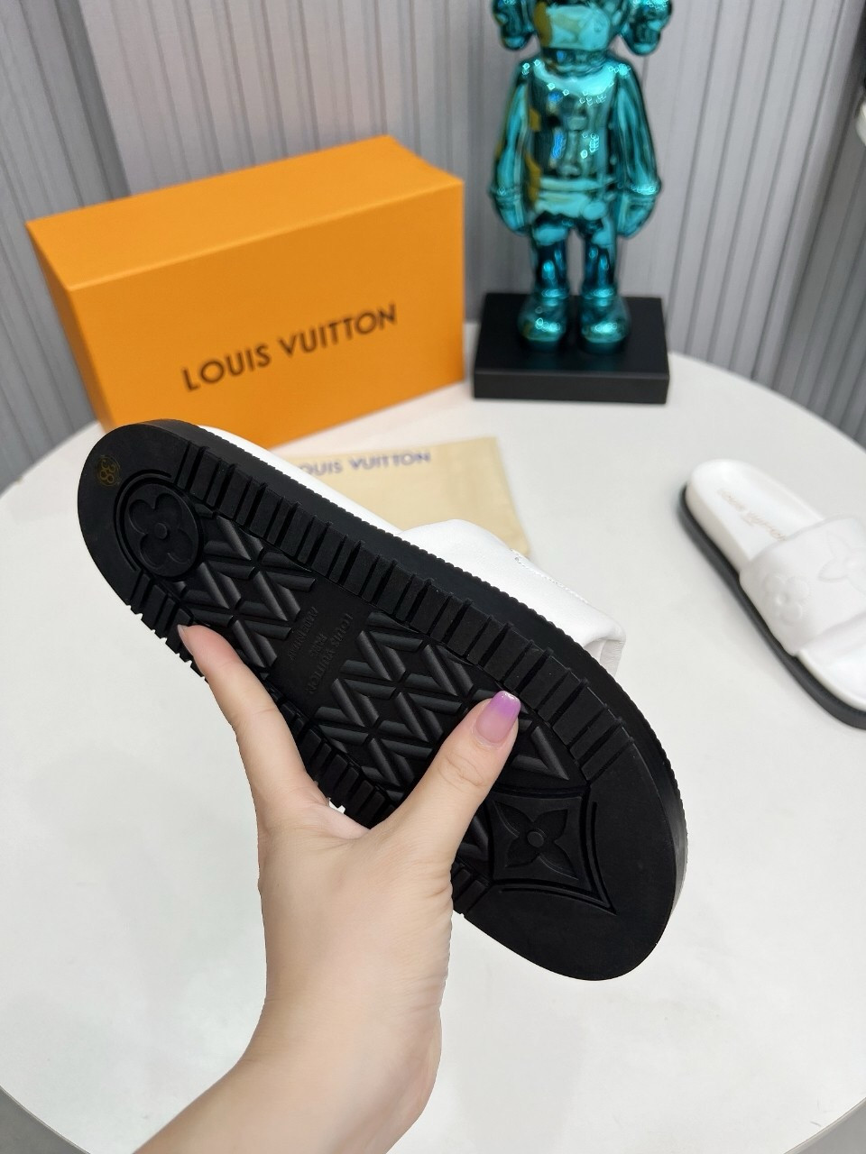 UA LV Shore Flat Comfort Mule
