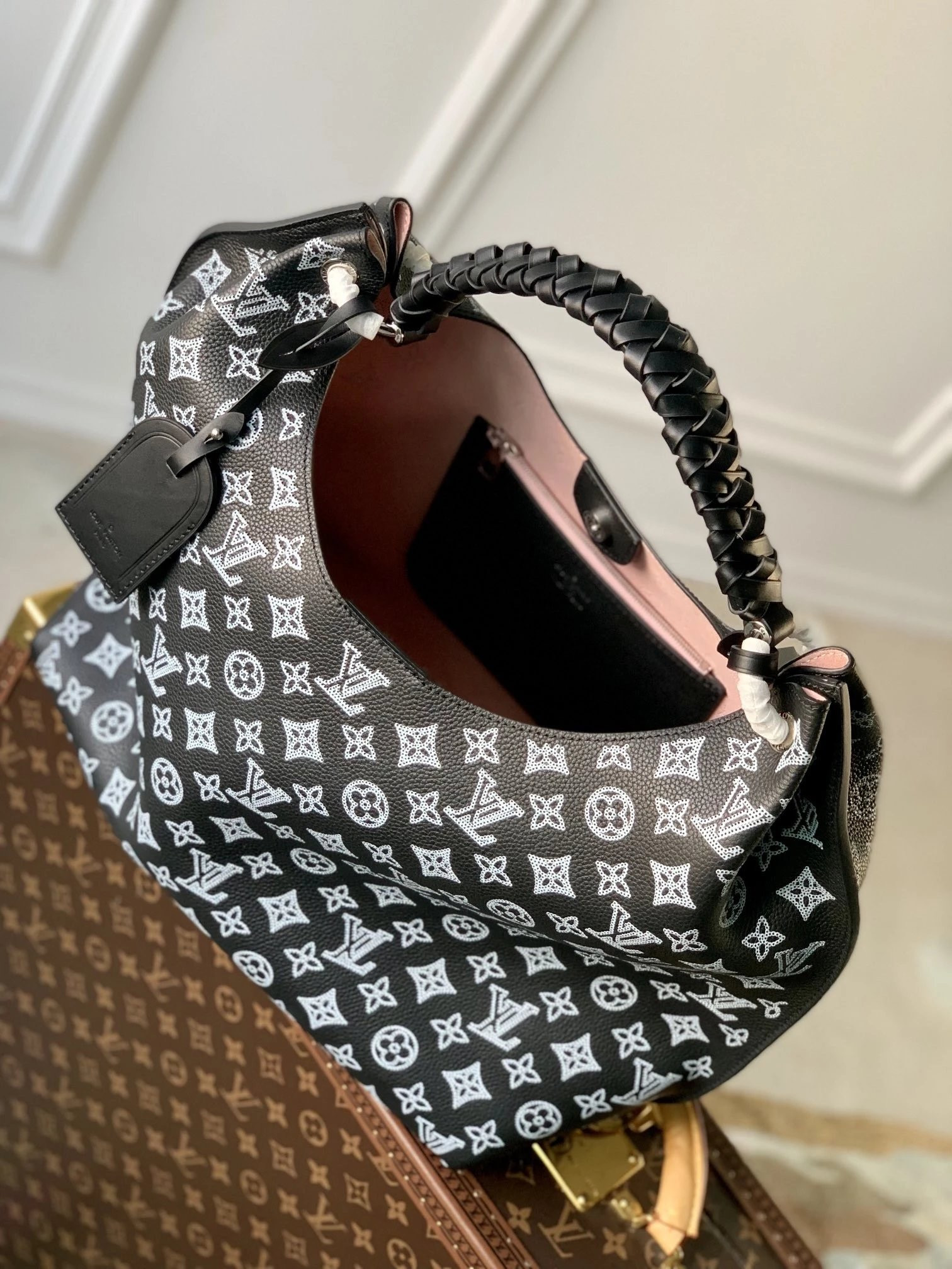 LV CARMEL M53188