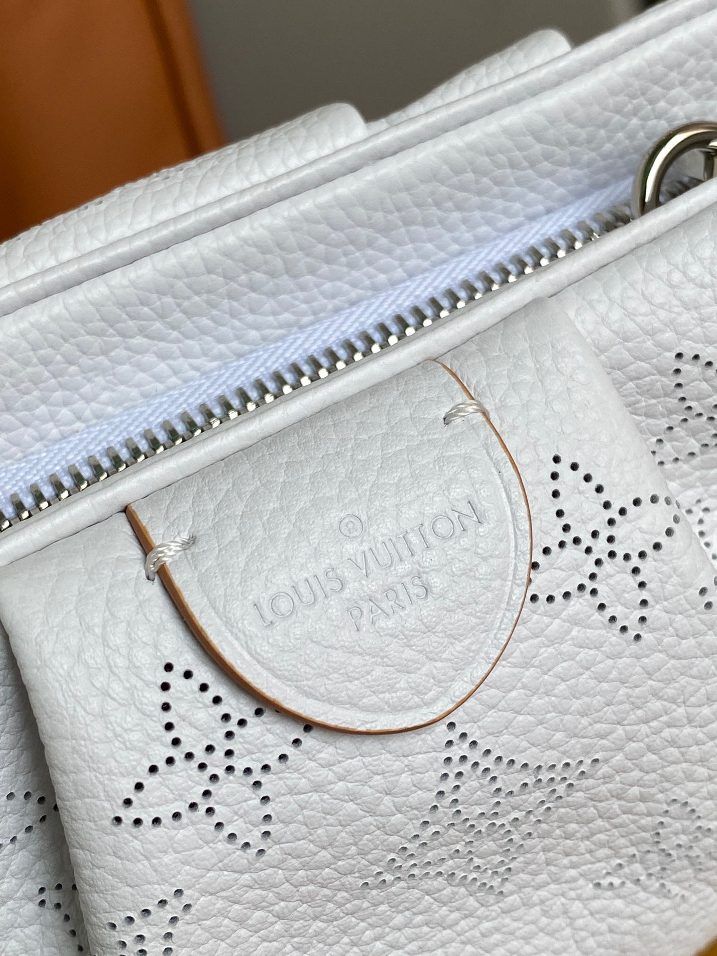 LV SCALA MINI POUCH M80410
