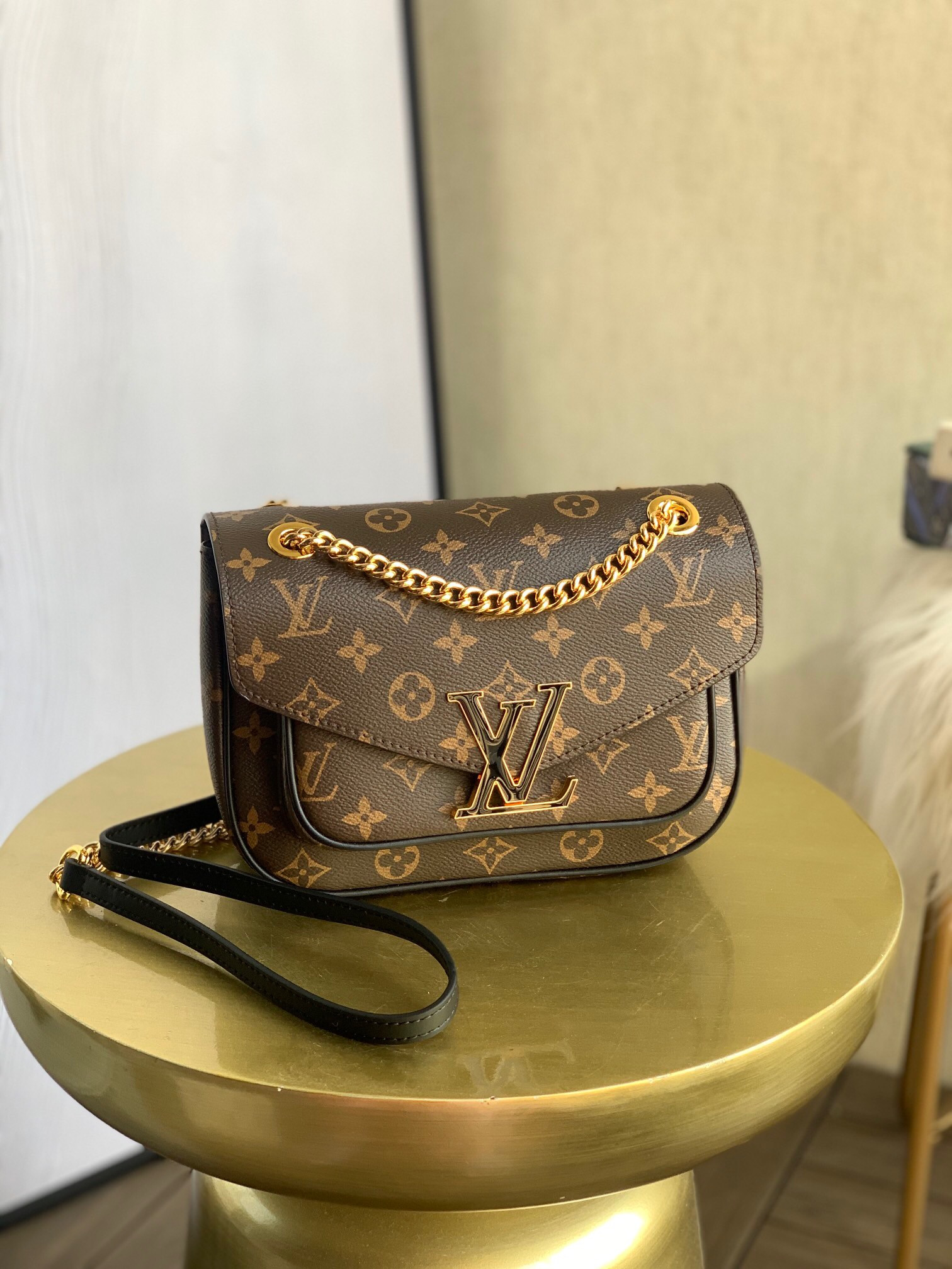 LV PASSY M45592
