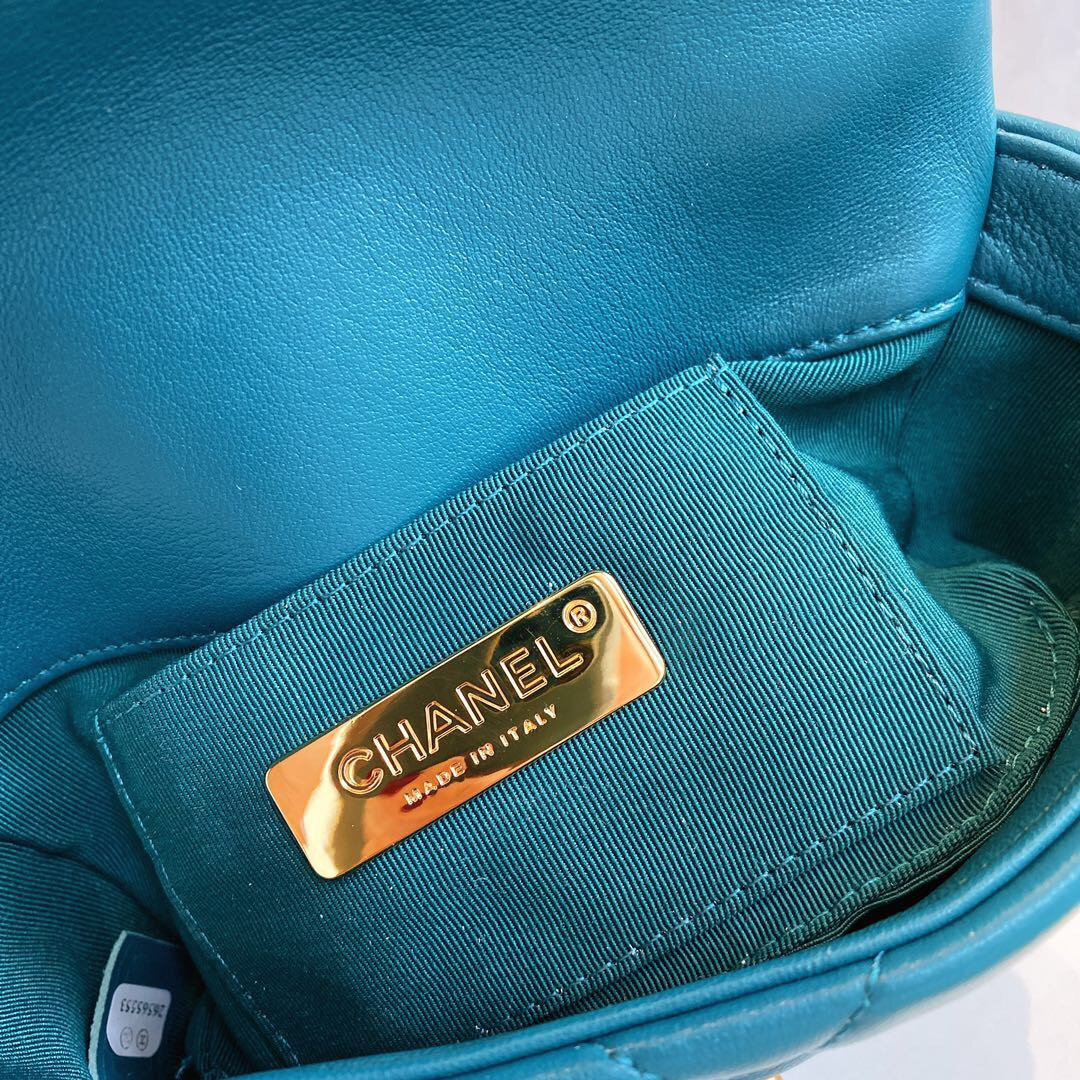 Ch*el 19 belt bag