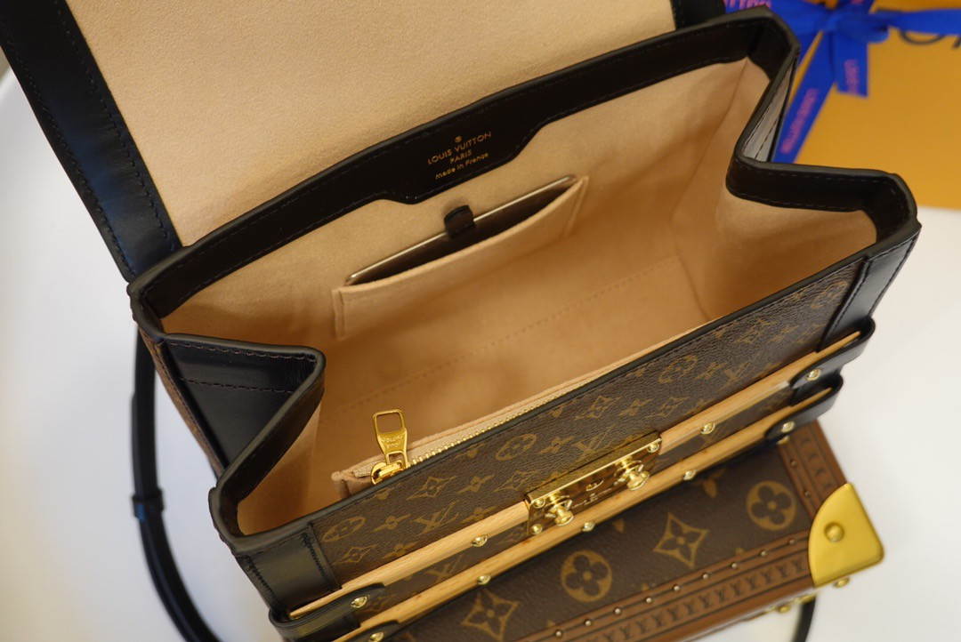 LV TRIANON PM M45908
