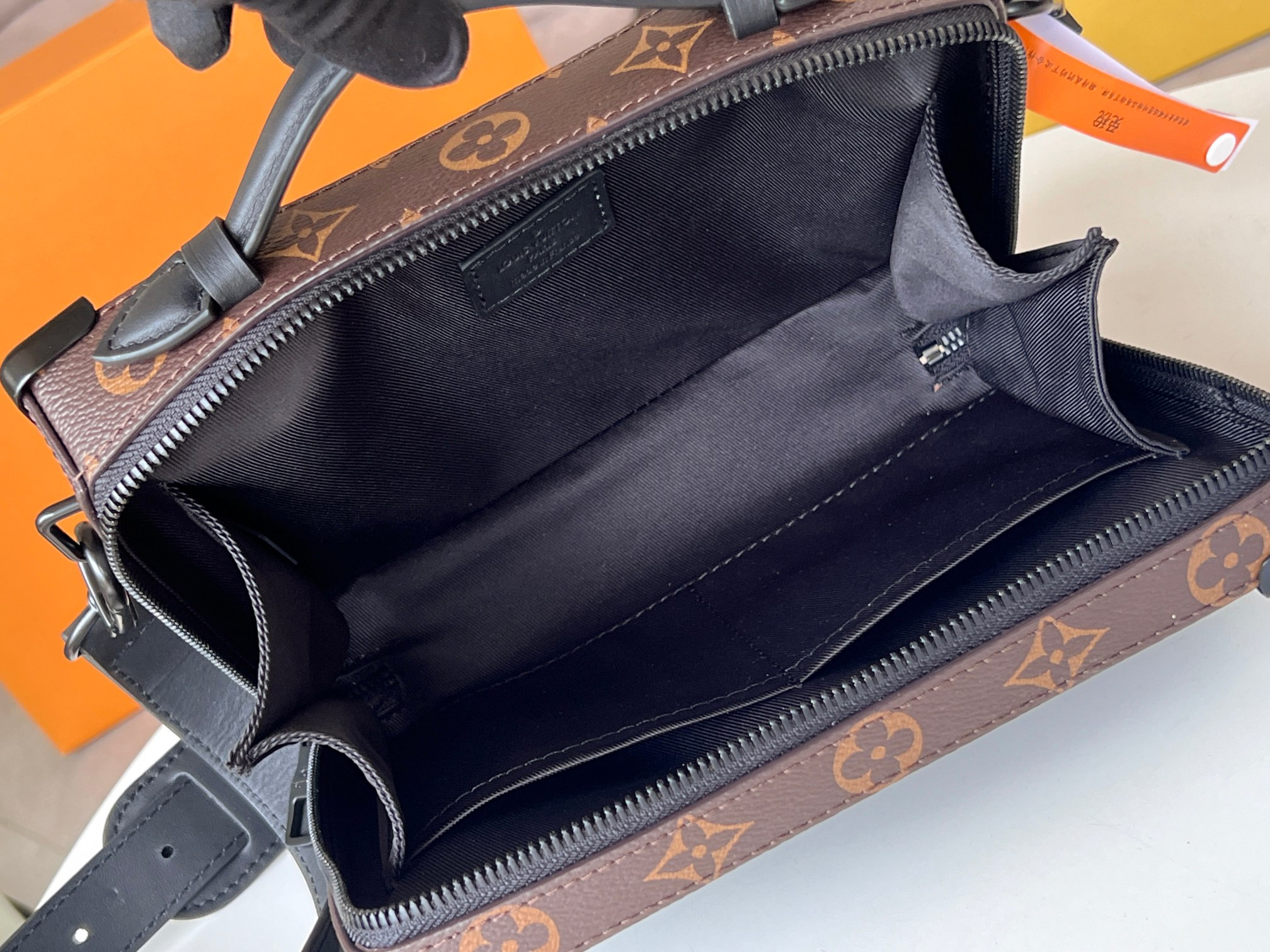 LV M45935 Outdoor Messenger 10.2 x 7.9 x 4.1 inches