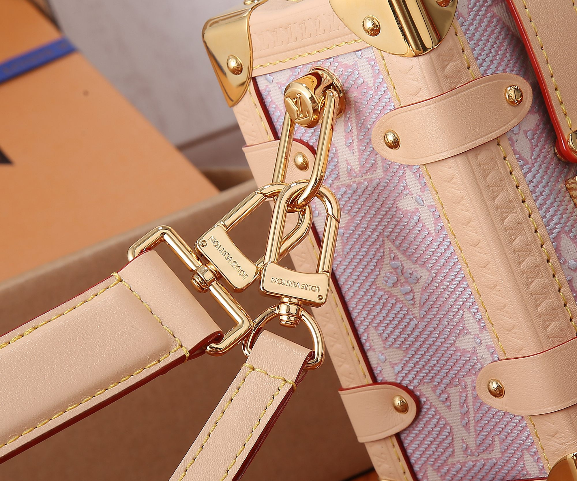 LV SIDE TRUNK PM M22842 21X14X6CM