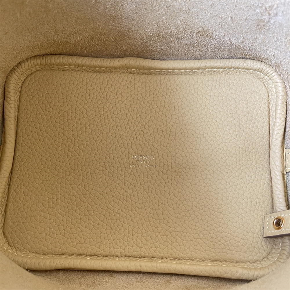 H**mes picotin 18cm pale yellow without original box