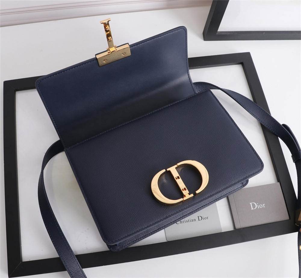 D*or 30 montaigne chain bag grained navy