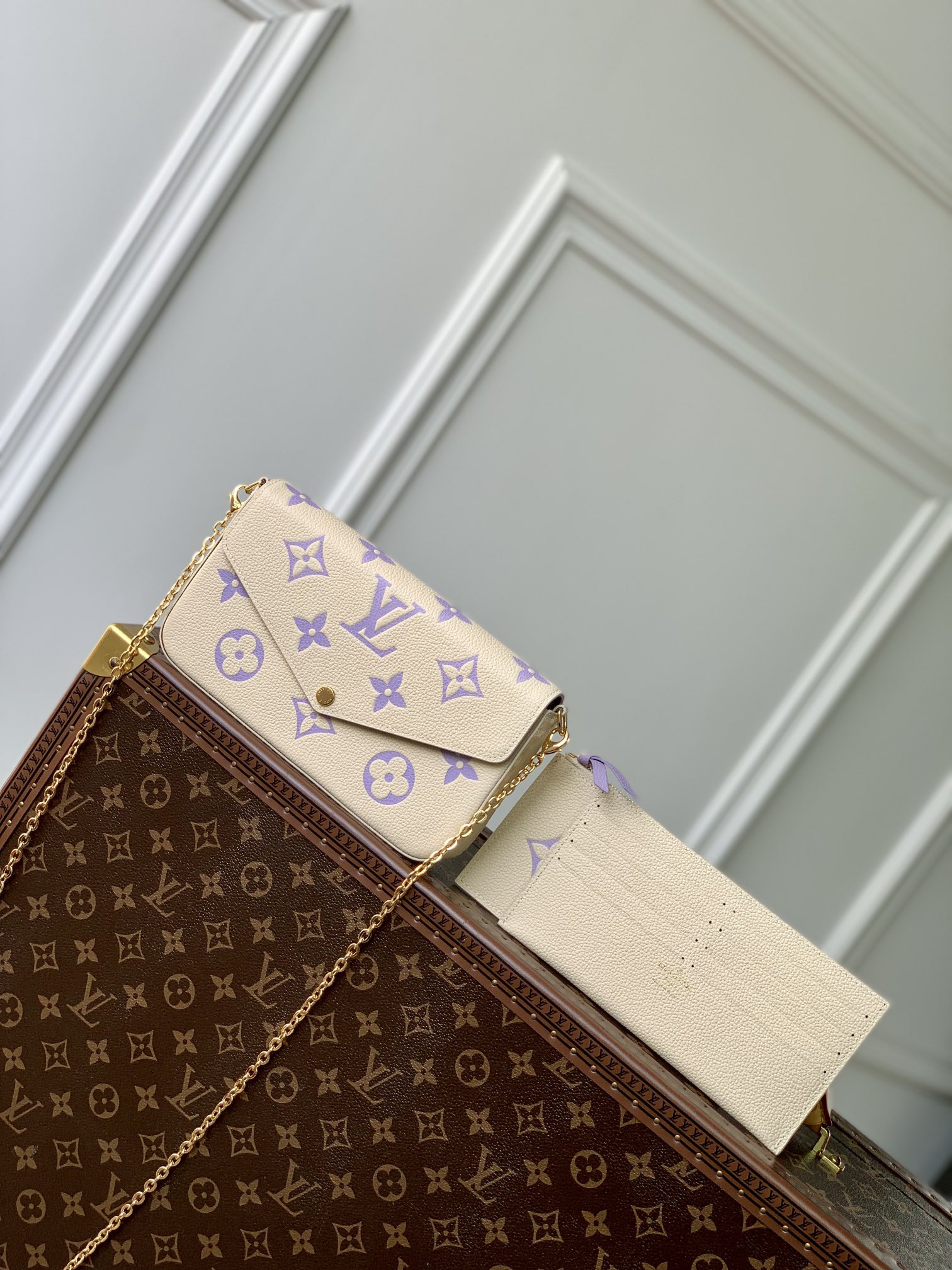 LV FÉLICIE POCHETTE M69977