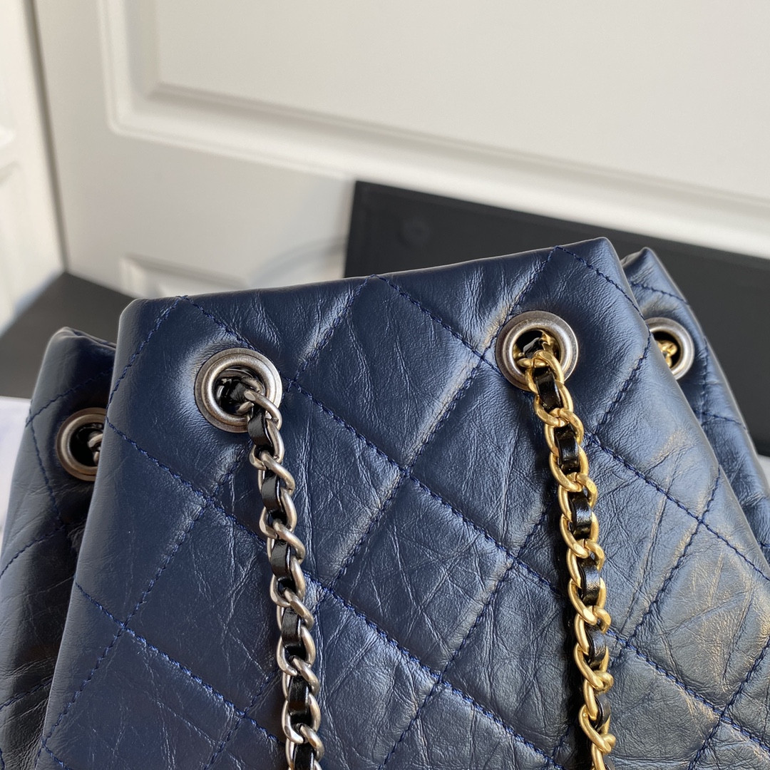 Ch*el cc gabrielle blue 22 x 23 x 11cm