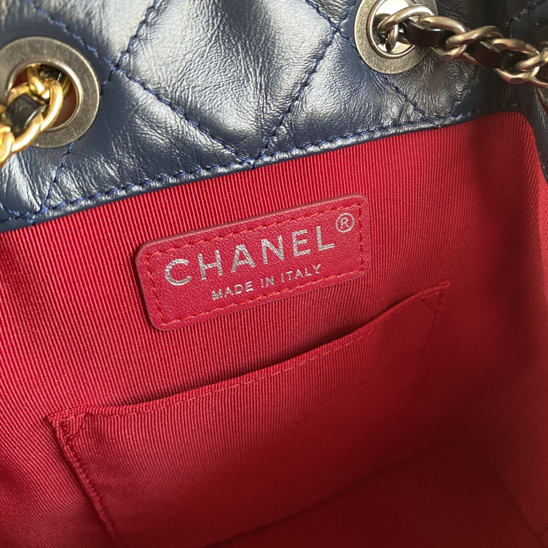 Ch*el cc gabrielle blue 22 x 23 x 11cm