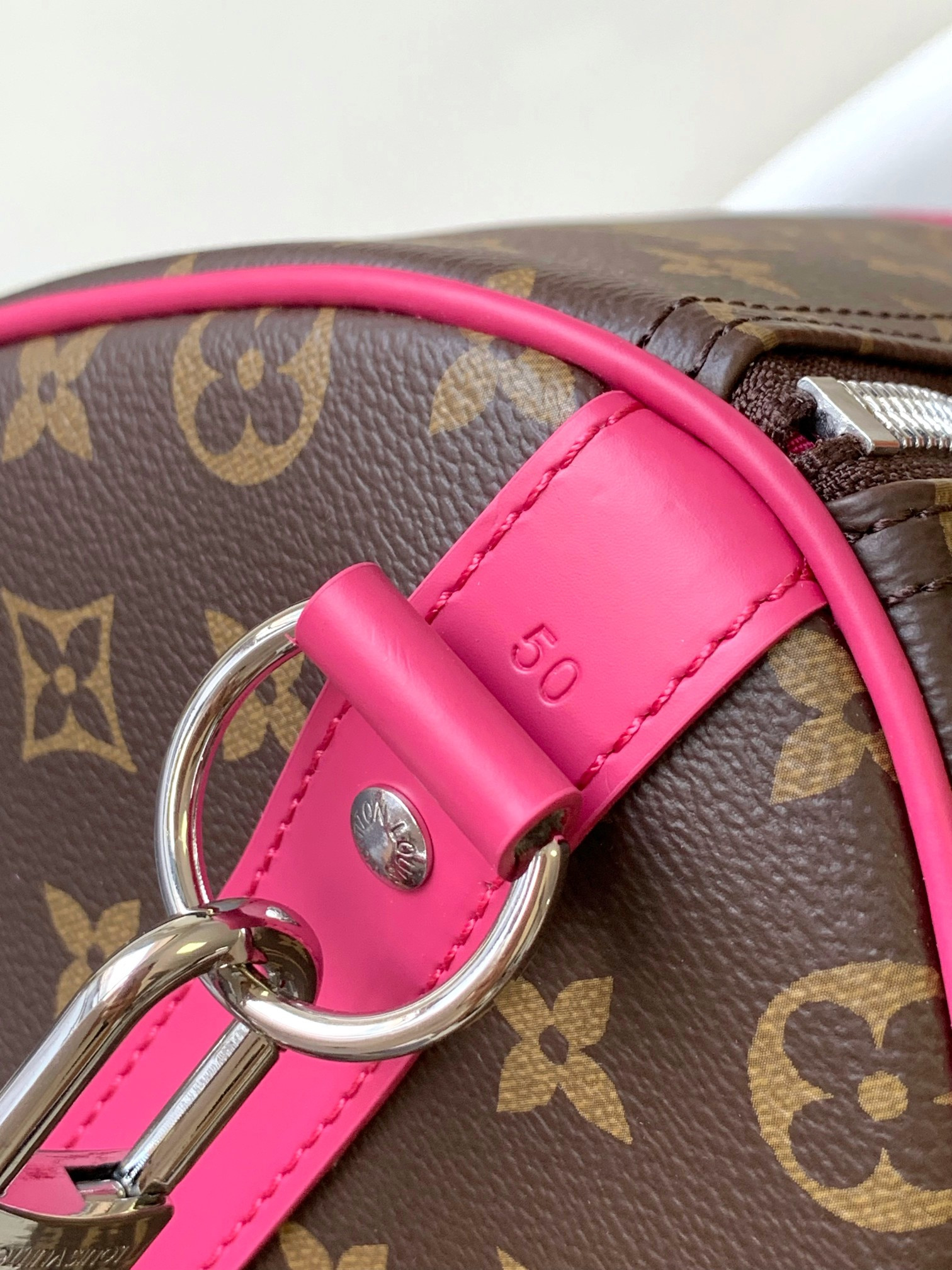 l0*is V*t0n keepall bandoulière 50 m46673