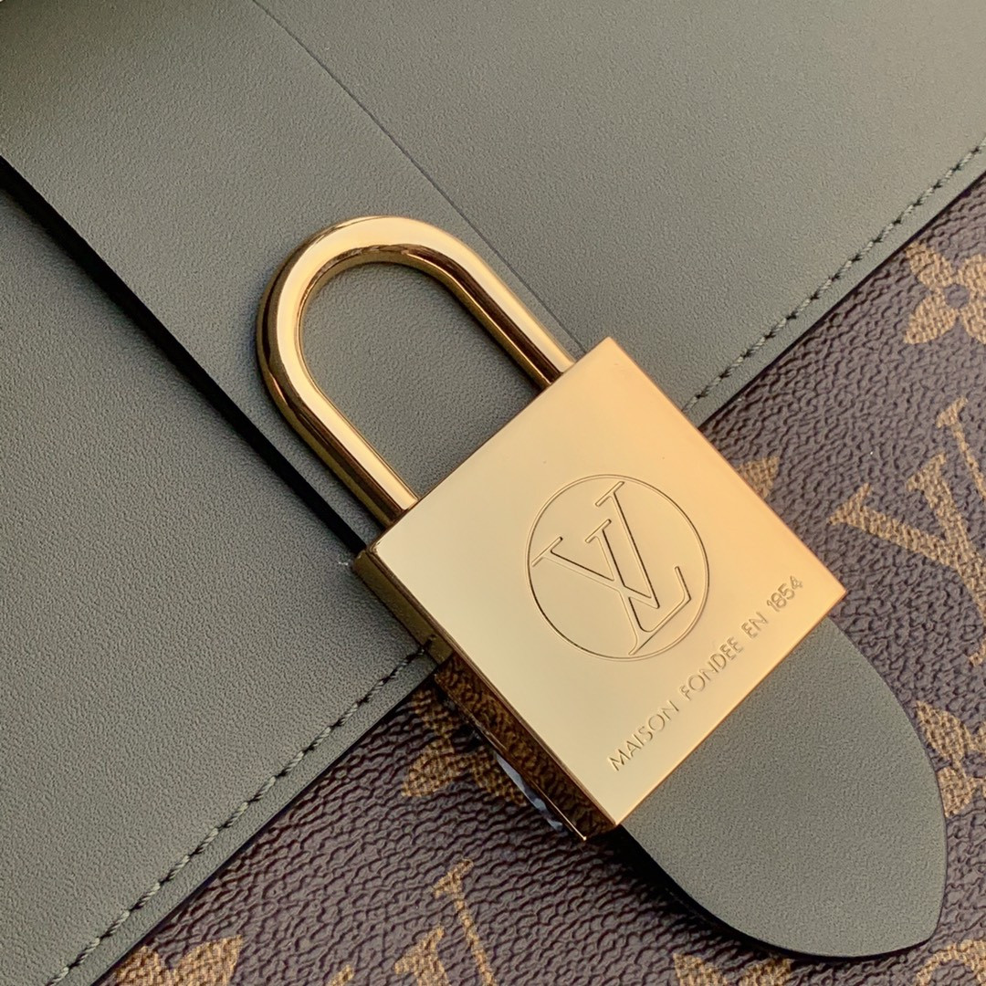 LV Locky BB M44797 7.9 x 6.3 x 3 inches
