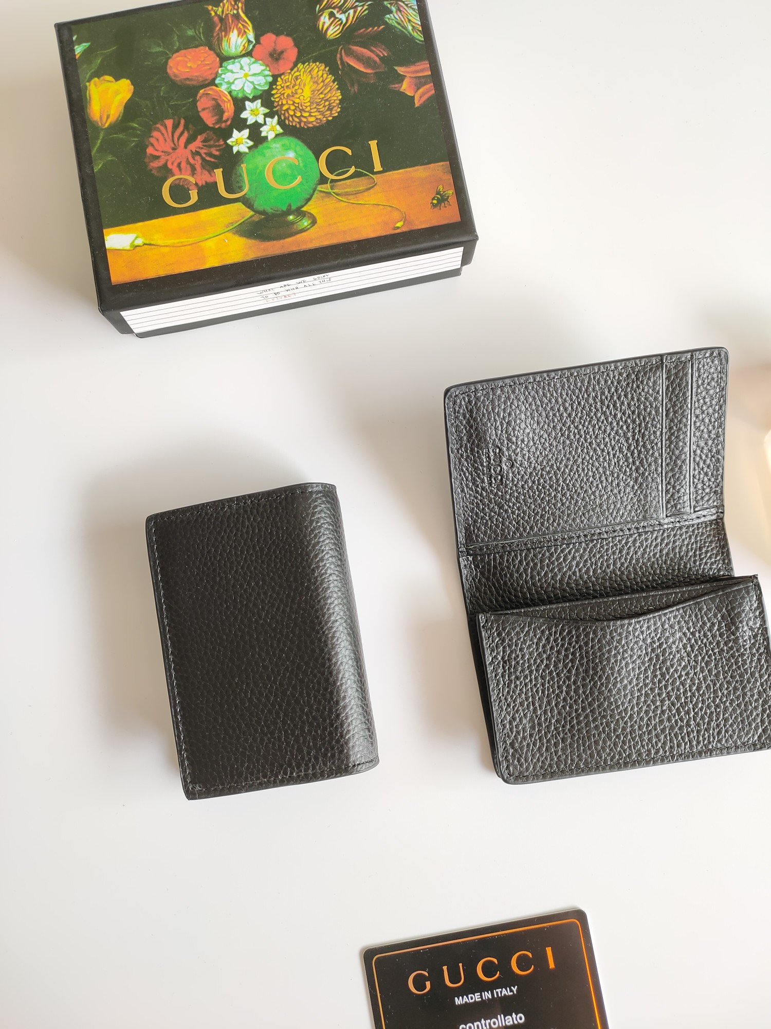 G*u*i gg  card case wallet