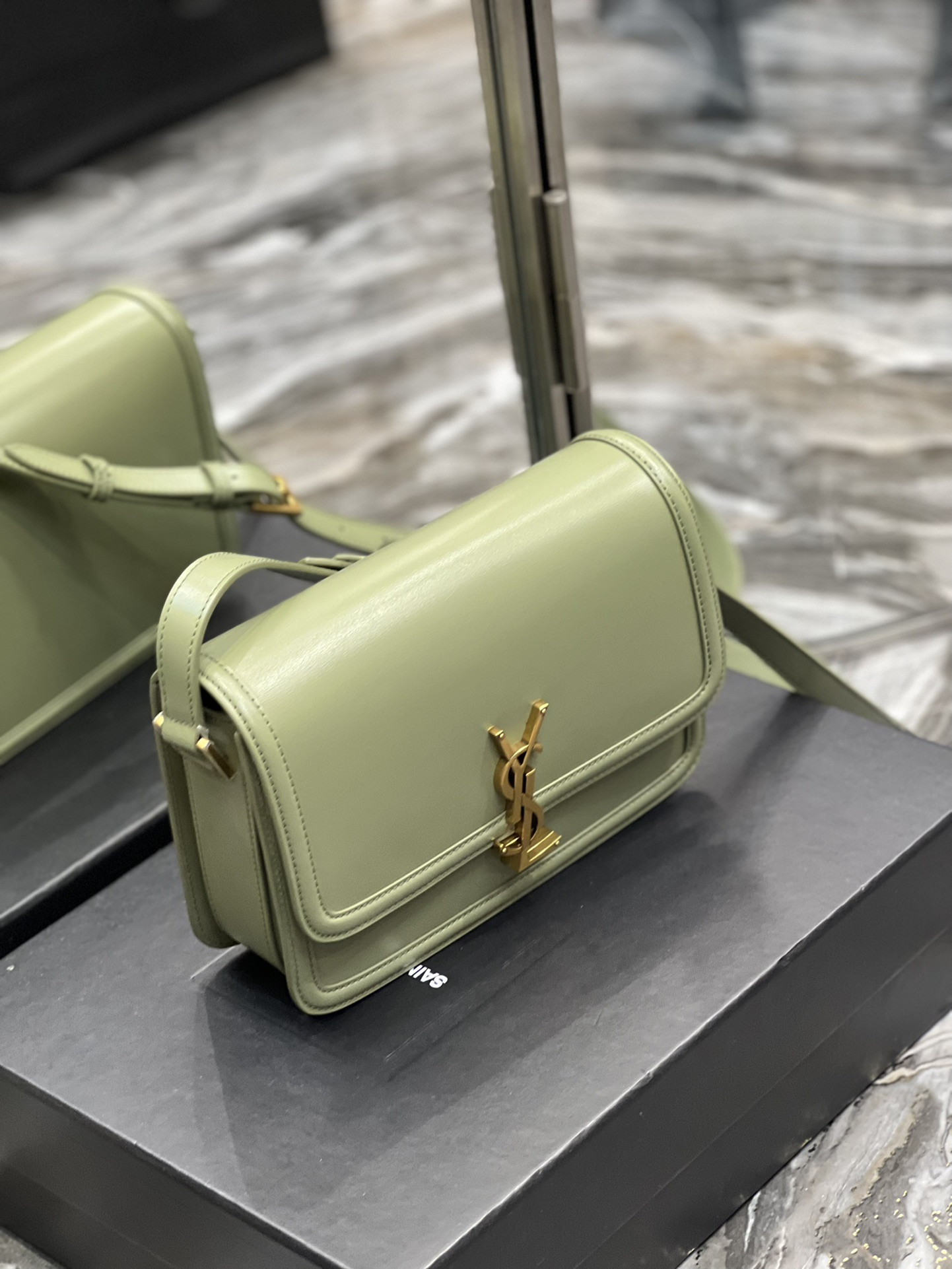 y*l solferino medium satchel in box Sa**t Lau*nt light green 9.1 x 6.3 x 2.4 inches