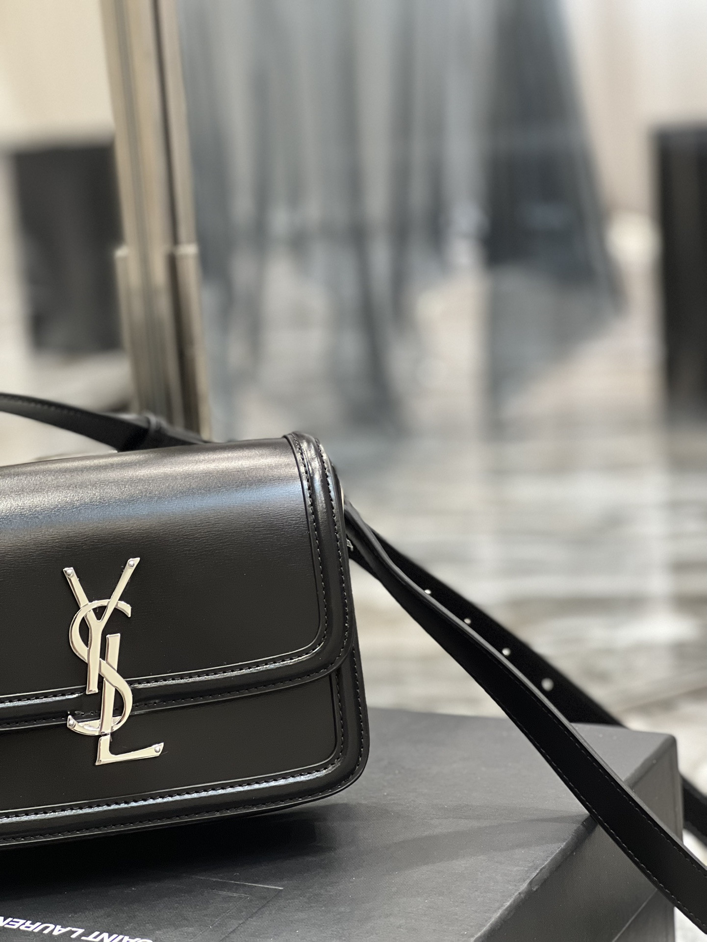 Y*L solferino small in glazed leather  7.4 x 5.1 x 1.9 inches