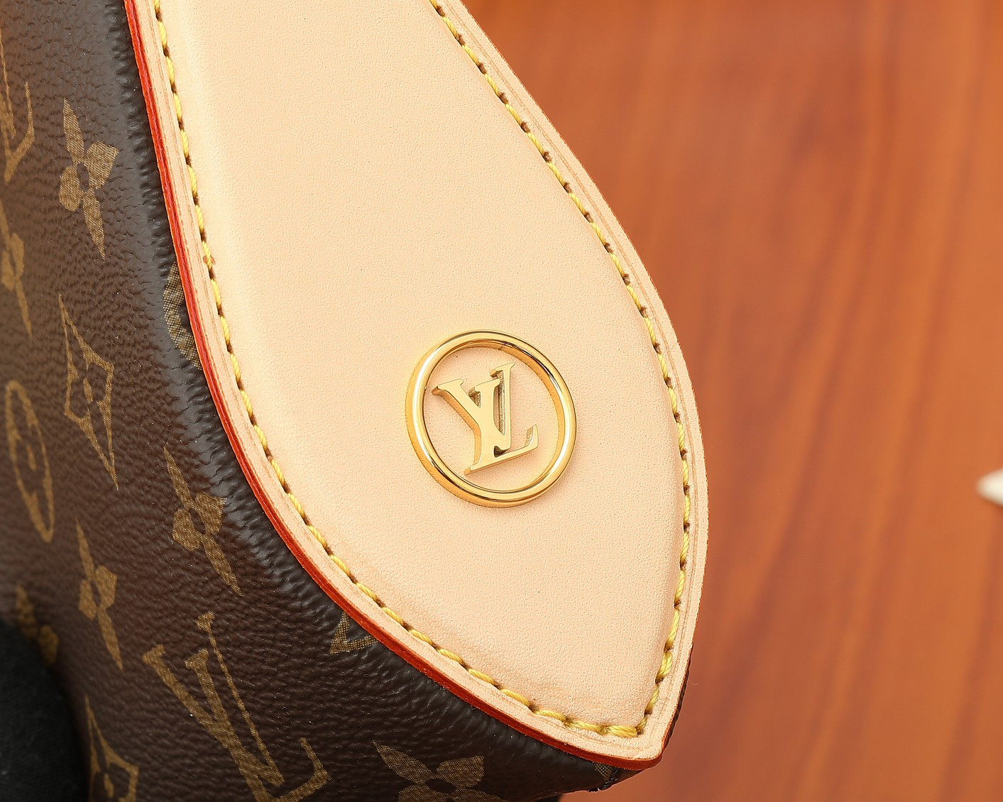 LV M47123 Pochette Tirette 22 x 12 x 5.5 cm