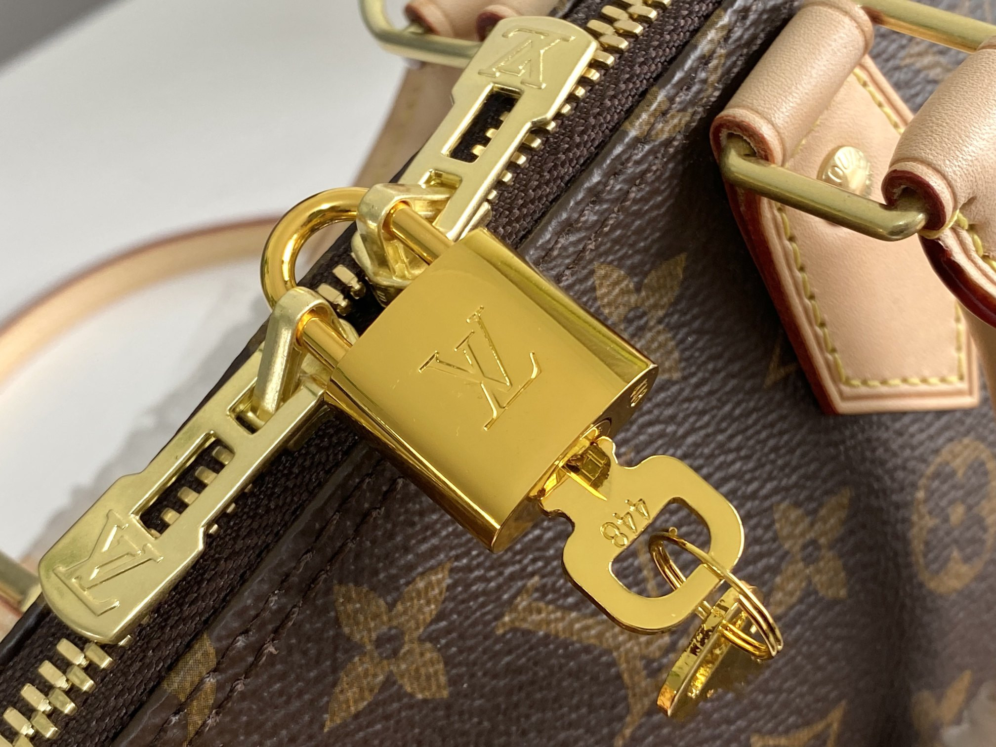 LV M53152 Alma BB 9.3 x 6.9 x 4.5 inches