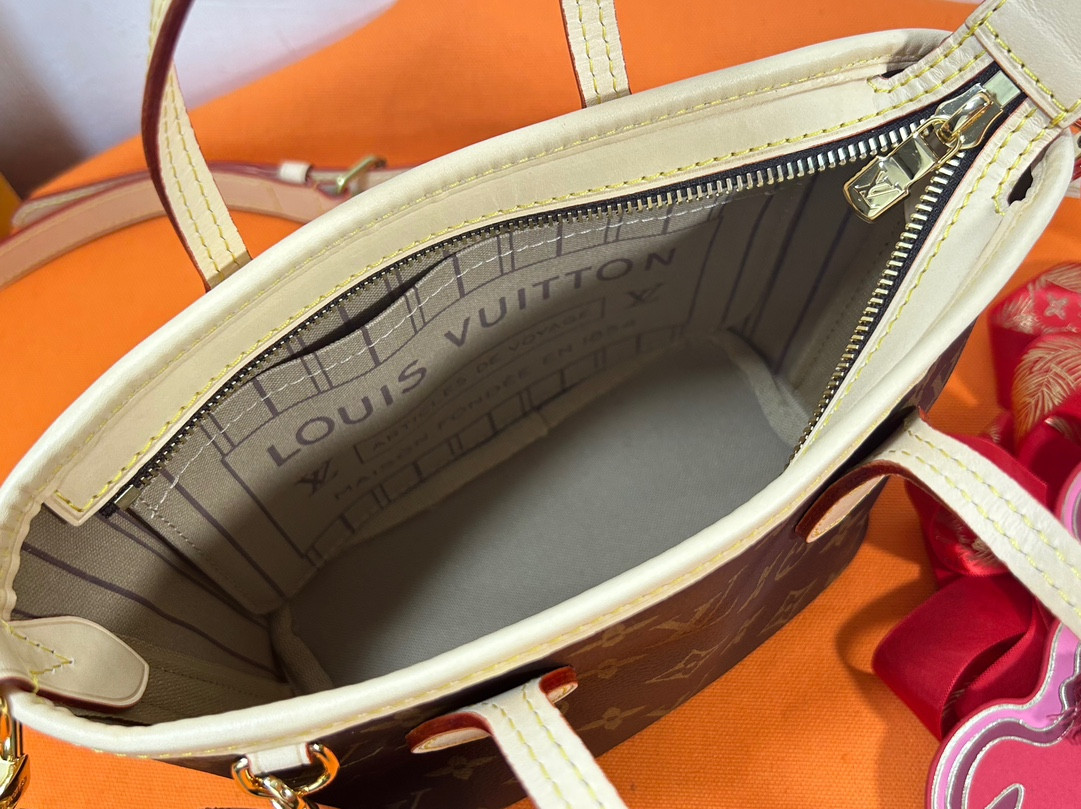 LV M46701 neverfull bb 9.4 x 5.5 x 3.5 inches