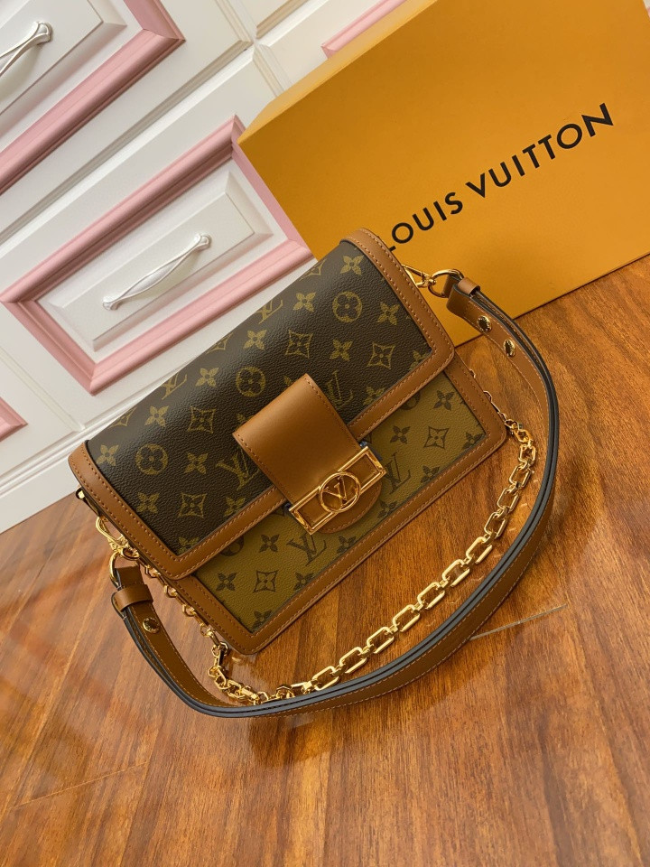 LV DAUPHINE MM M44391 9.8 x 6.7 x 4.1 inches