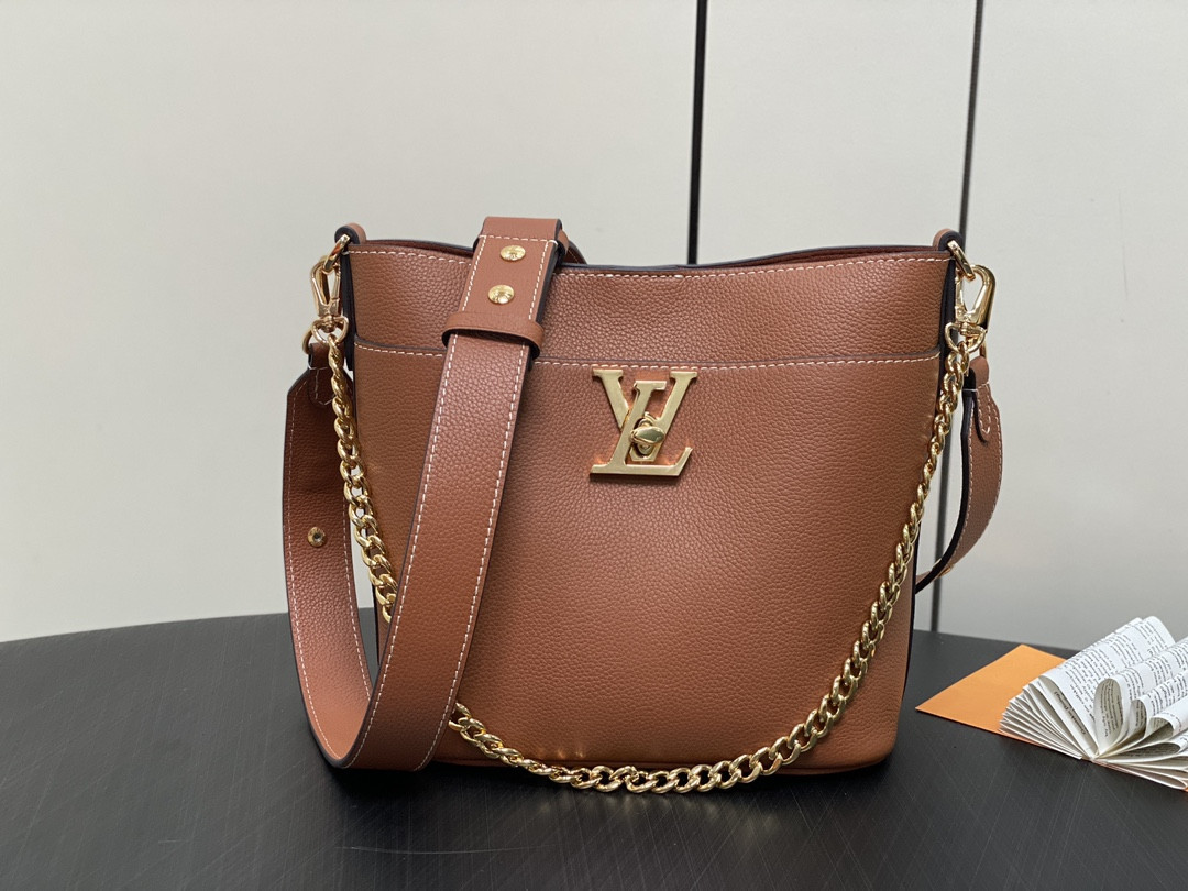 LV M24165 Lock and Walk 7.9 x 8.1 x 4.7 inches