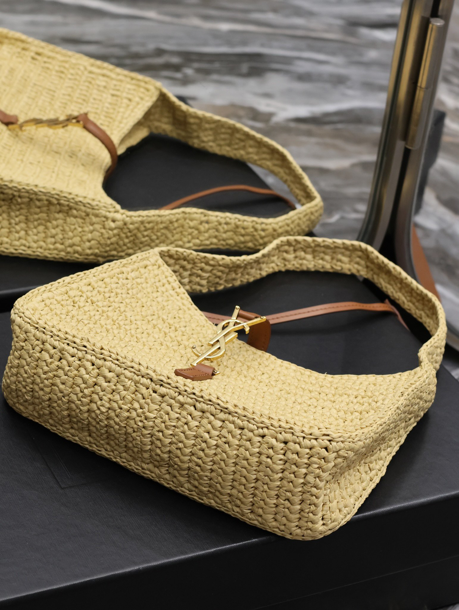 Y*L le 5 À 7 mini in raffia color natural 9.06x6.30x2.56 inches