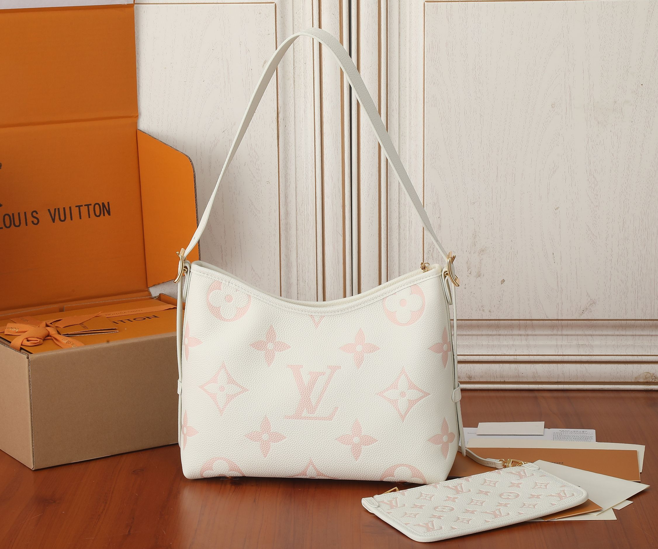 LV  CarryAll PM M24141 11.6x9.4x4.7 inches