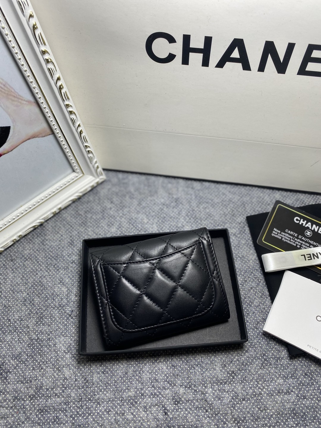Ch*el flap wallet 12 x 8.5cm