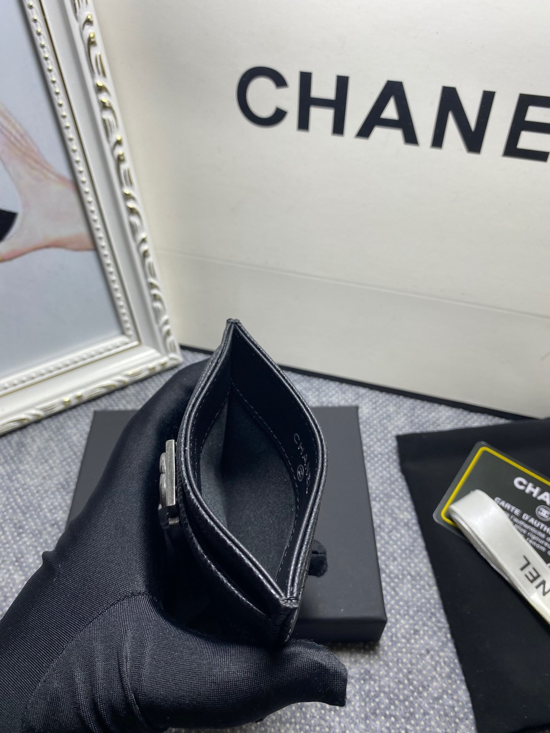Ch*el card holder 10cm