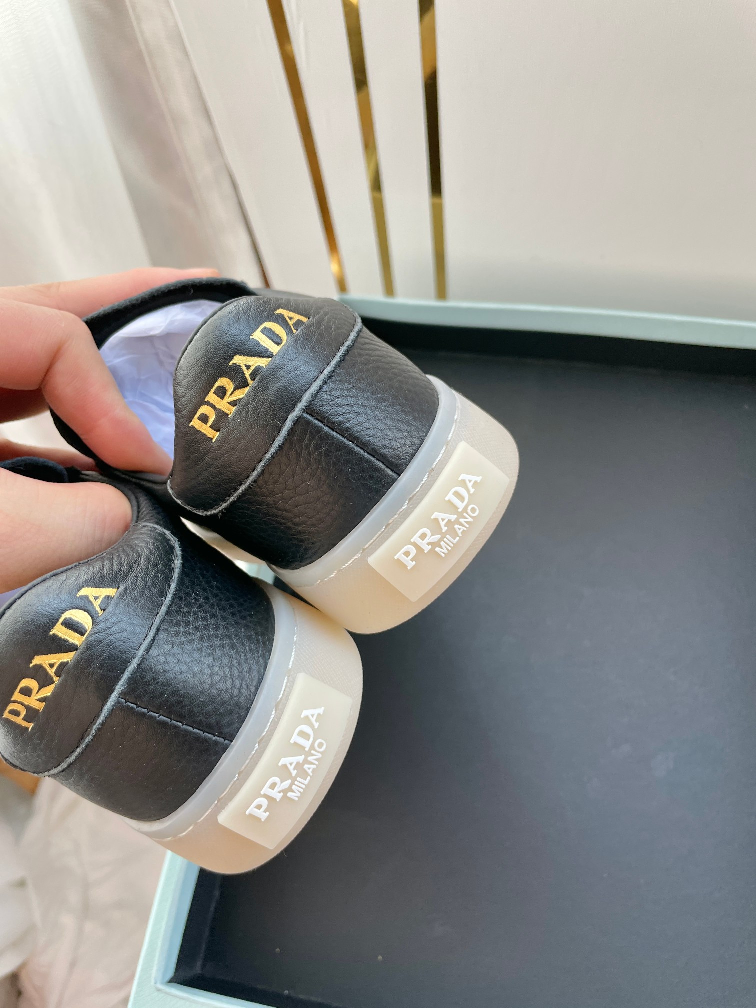ua Pra*a downtown nappa leather sneakers