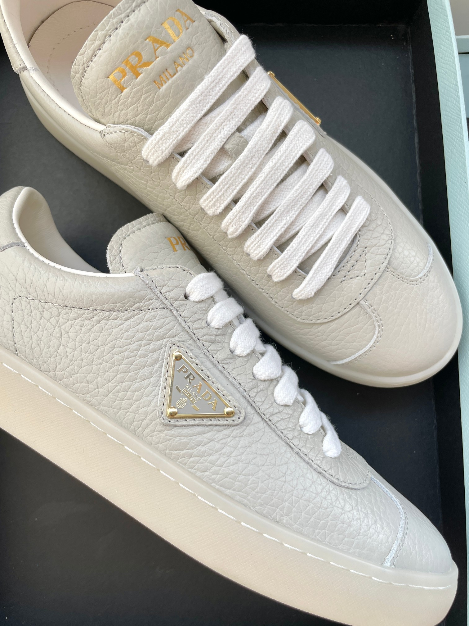 ua Pra*a downtown nappa leather sneakers