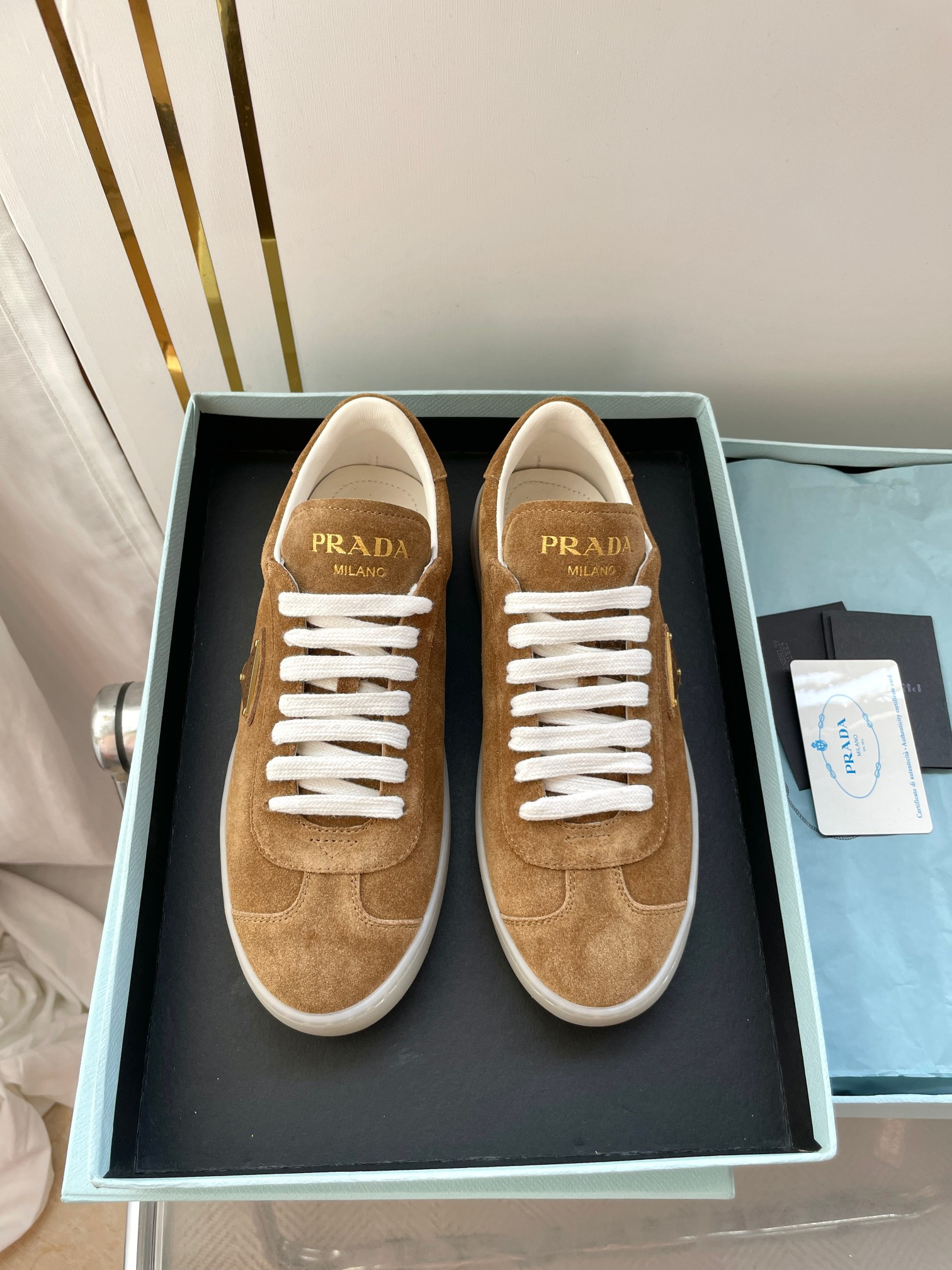 ua Pra*a downtown nappa leather sneakers