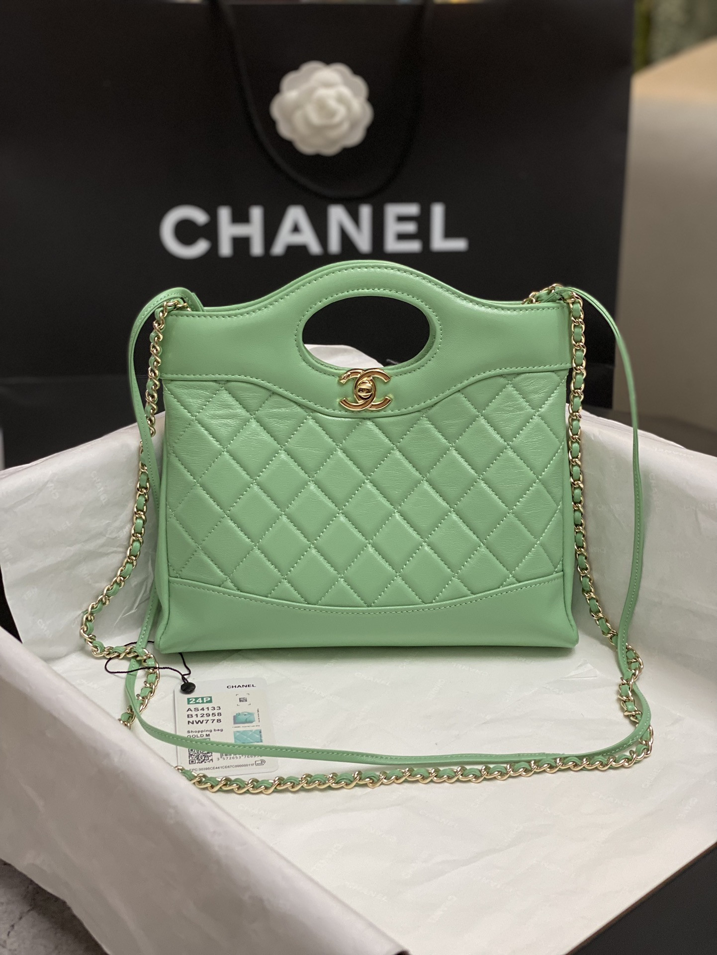 Ch*el mini shopping bag shiny lambskin & gold-tone metal light green 22x23x5.5cm
