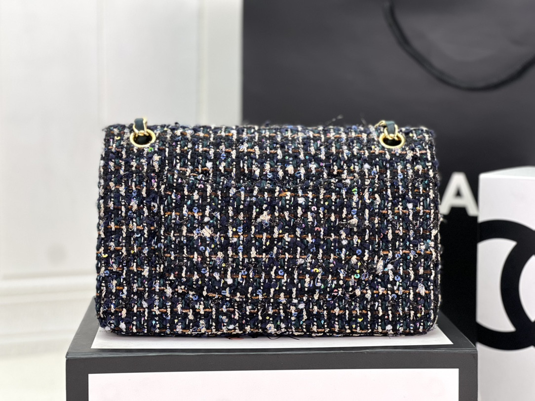 Ch*el classic 11.12 handbag tweed & gold-tone metal   6 × 9.9 × 2.5 in