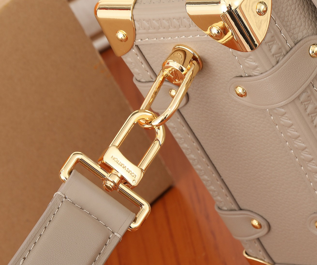 LV Side Trunk MM M25172  8.3 x 5.5 x 2.4 inches