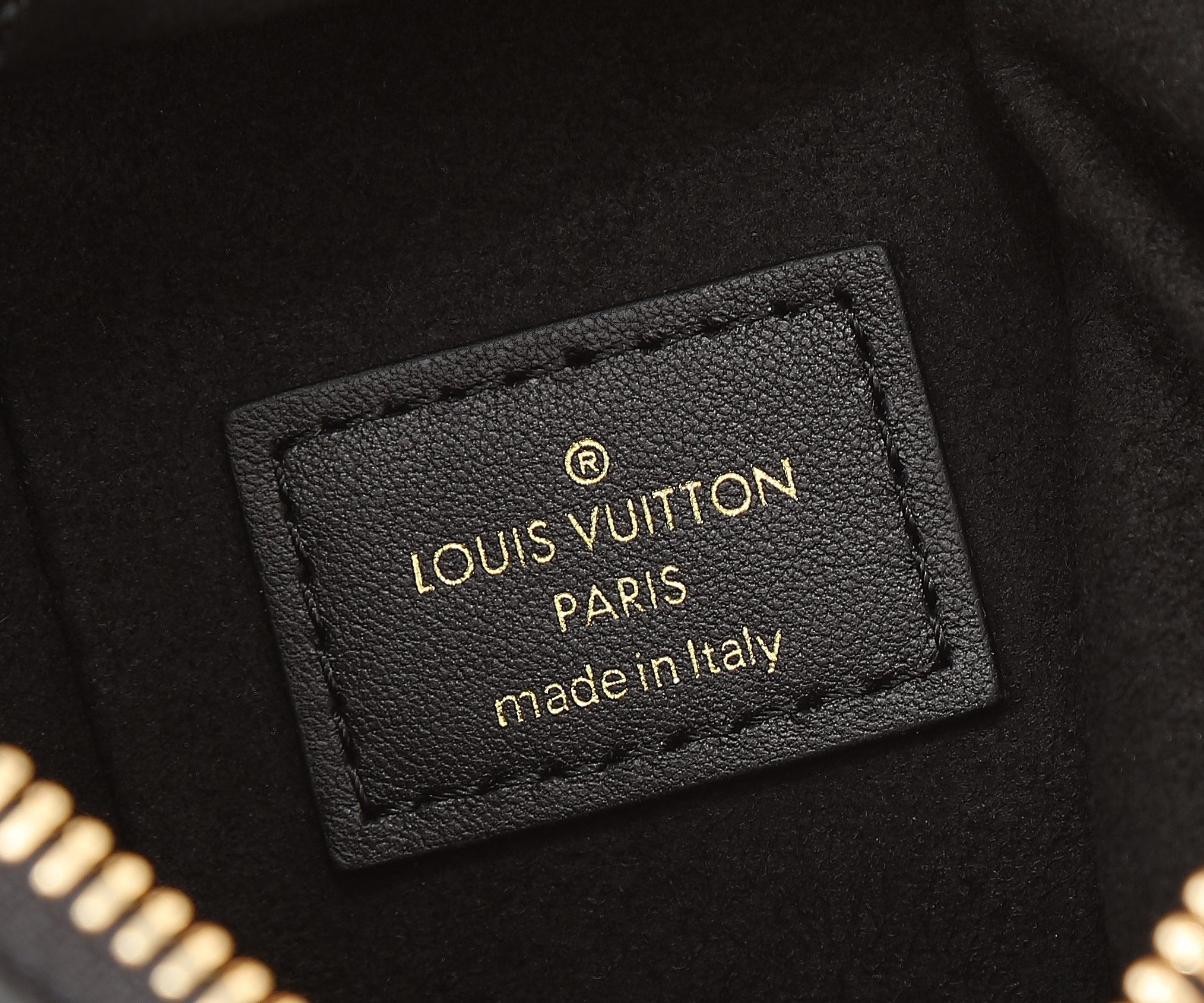 LV Side Trunk PM M23817   7.1 x 4.9 x 3.1 inches