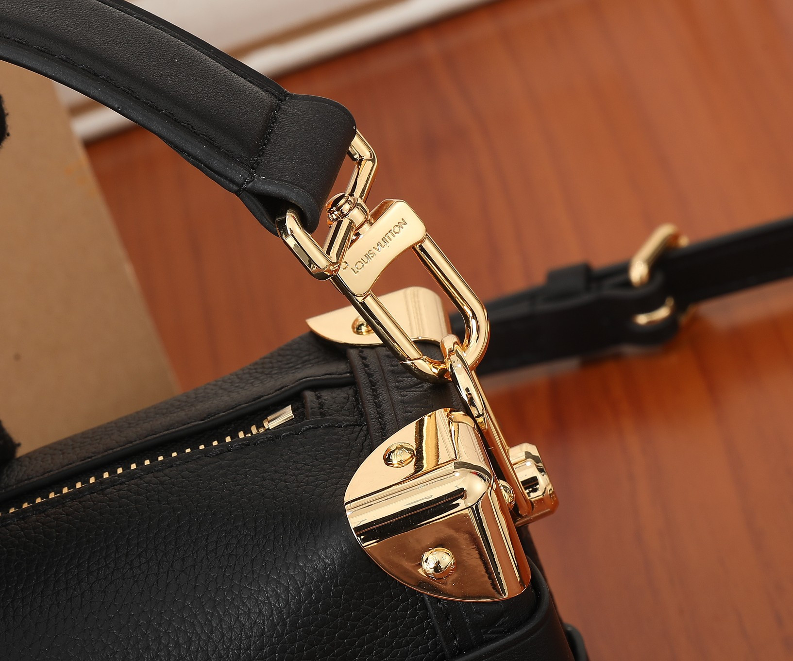 LV Side Trunk PM M23817   7.1 x 4.9 x 3.1 inches