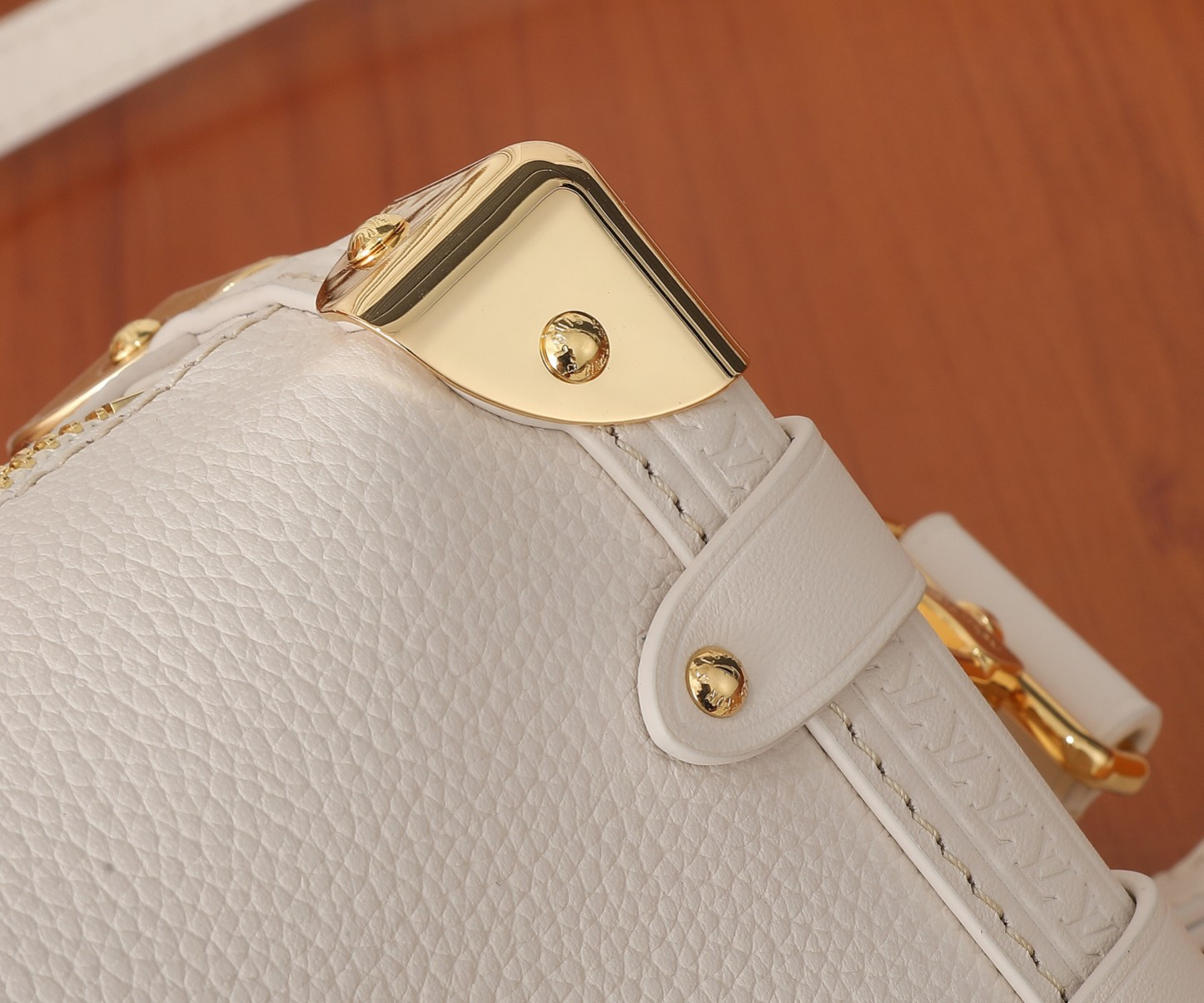 LV Side Trunk PM M23915  7.1 x 4.9 x 3.1 inches