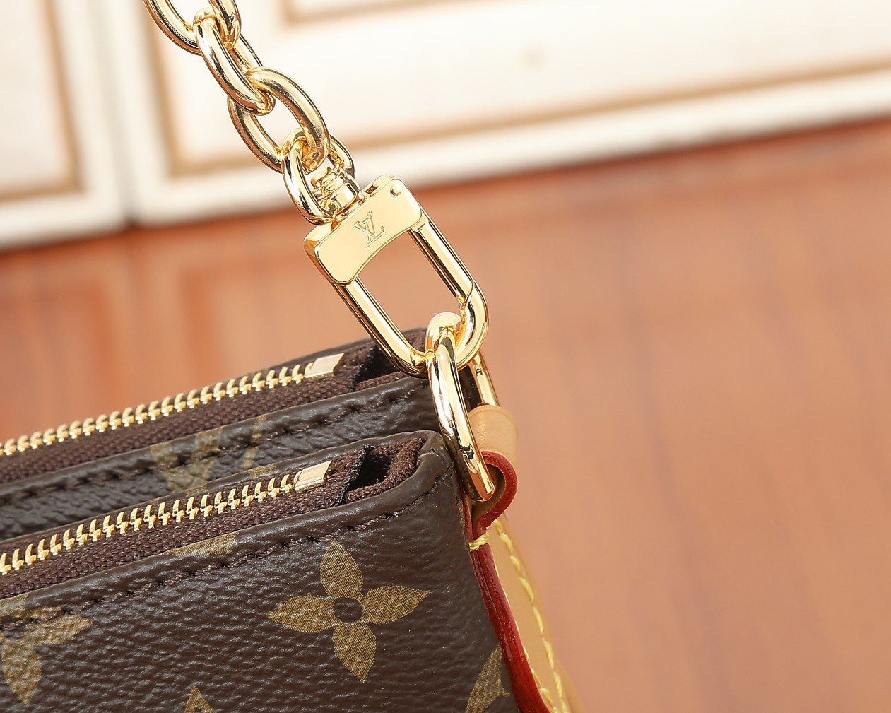 LV  Liv Pochette  M83008 9.6 x 5.3 x 2.6 inches