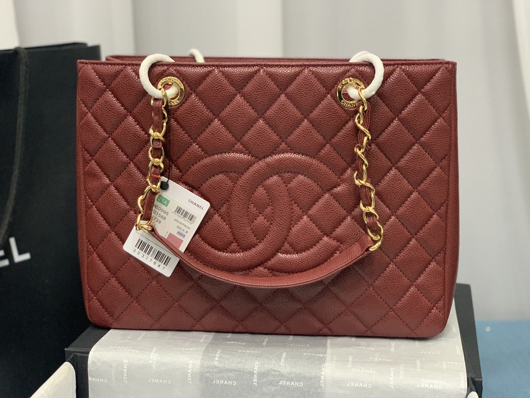 Ch*el gst caviar leather hardware 24x33x13cm