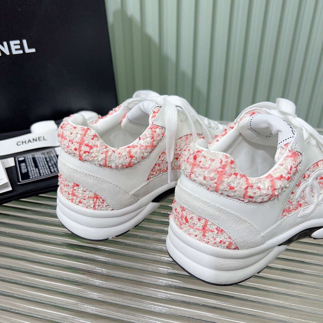 ua Ch*el sneakers tweed