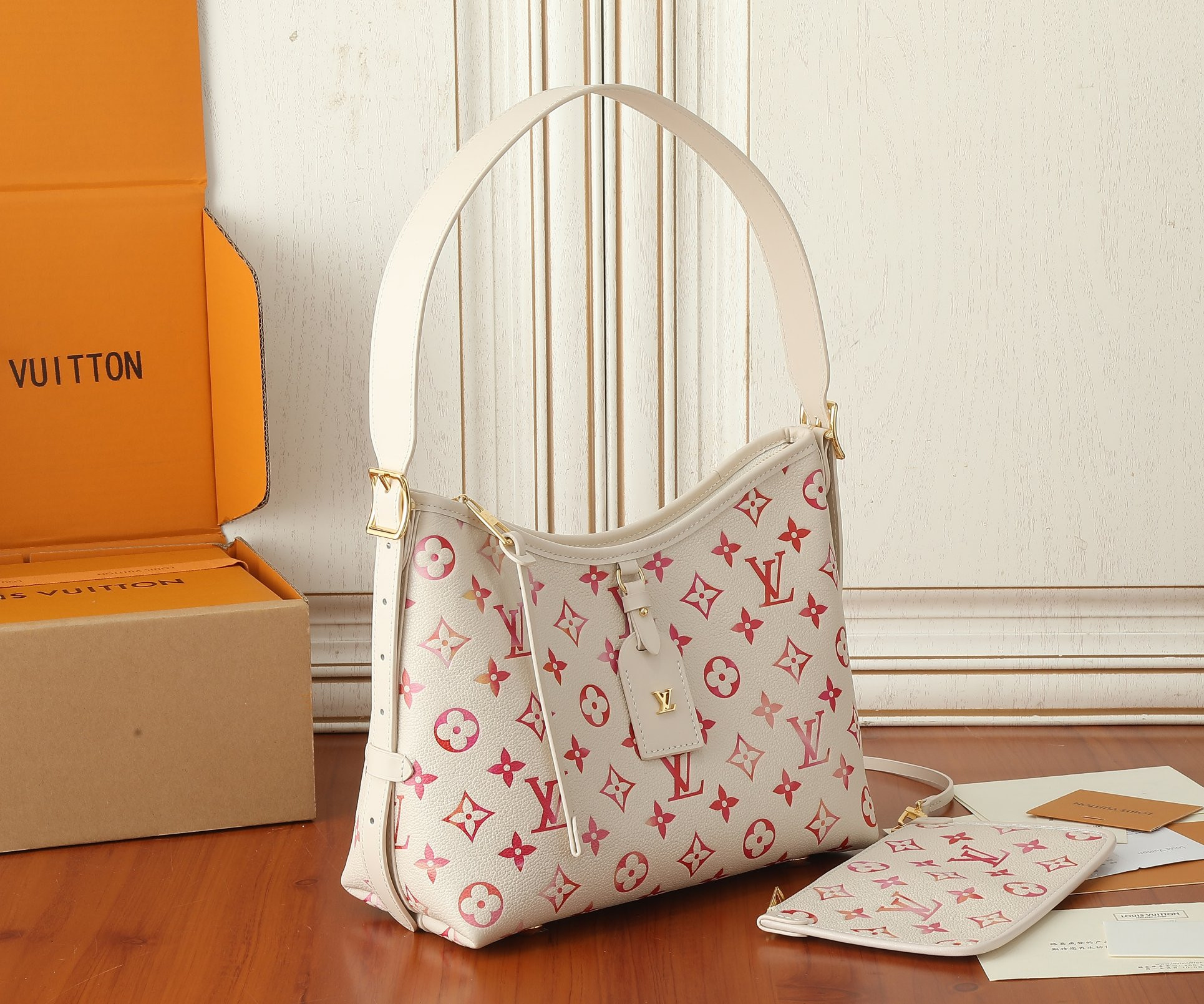 LV CarryAll PM M24652 11.6 x 9.4 x 4.7 in