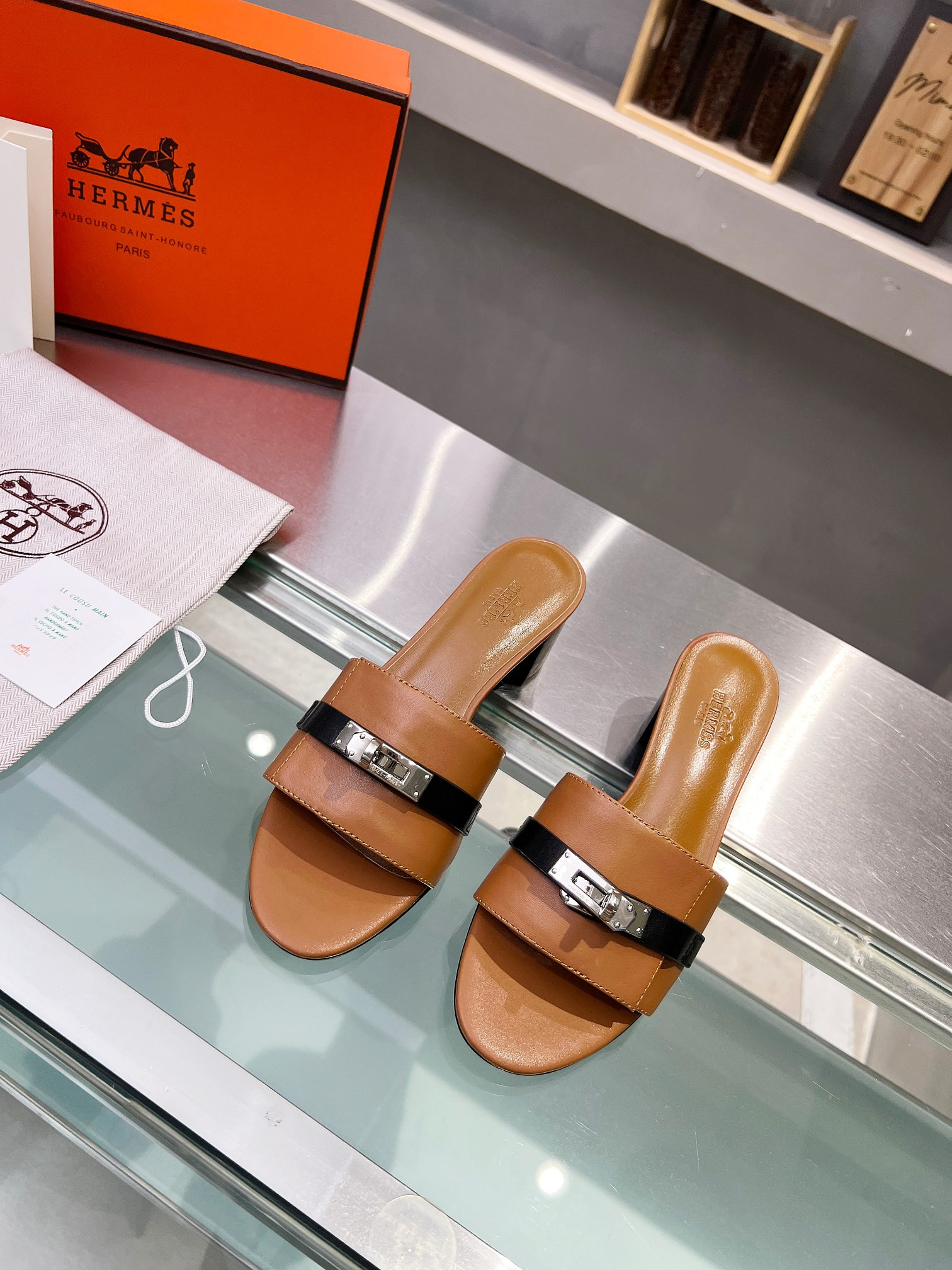 ua H**mes gigi 50 sandal