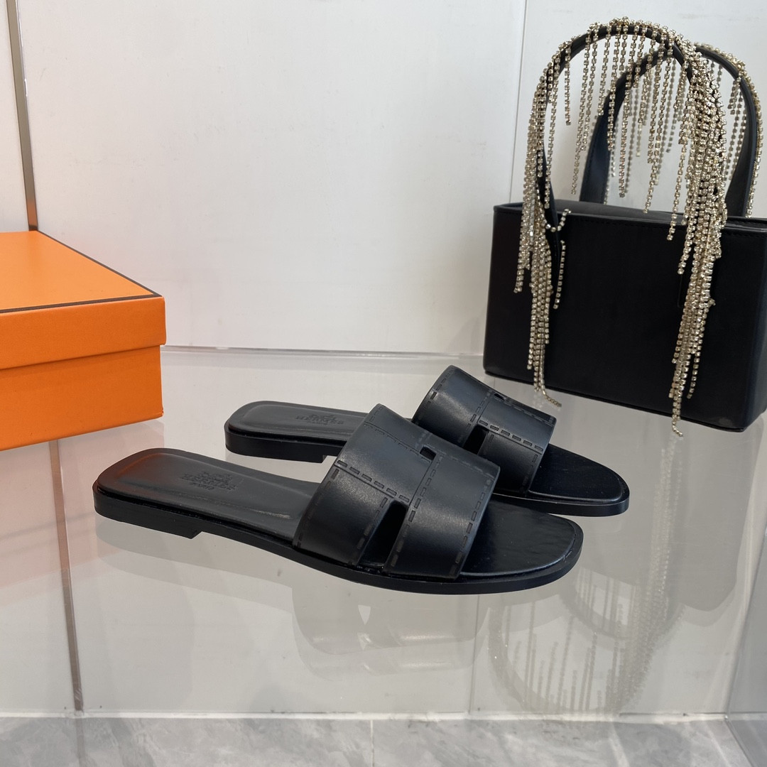 ua H**mes idioma sandal
