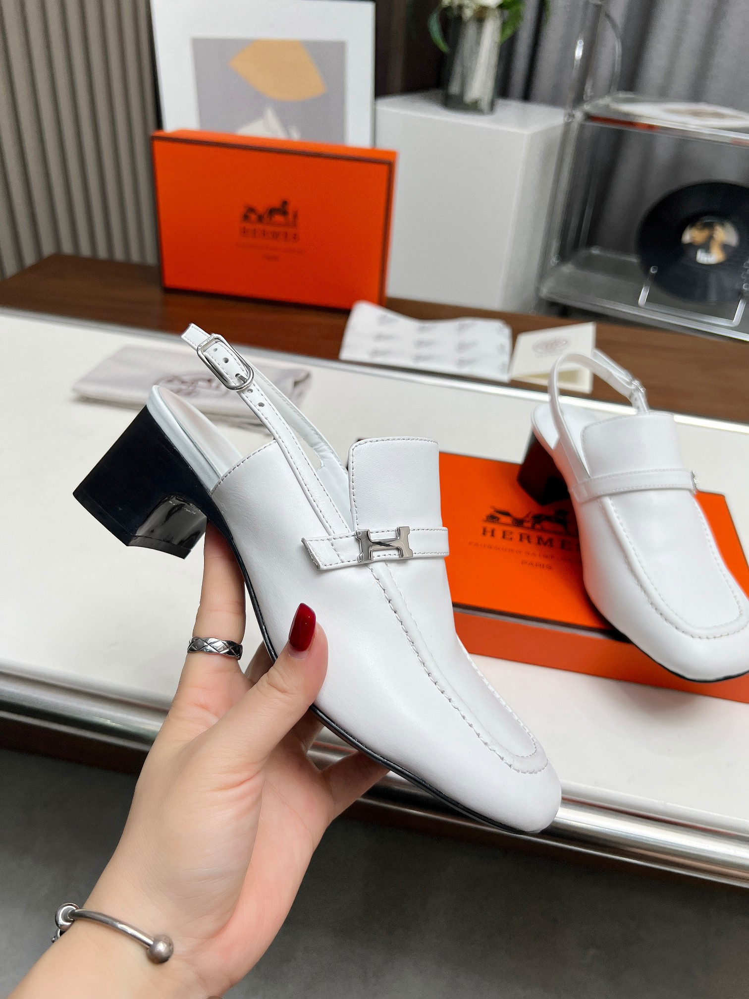 ua H**mes infinie 50 pump