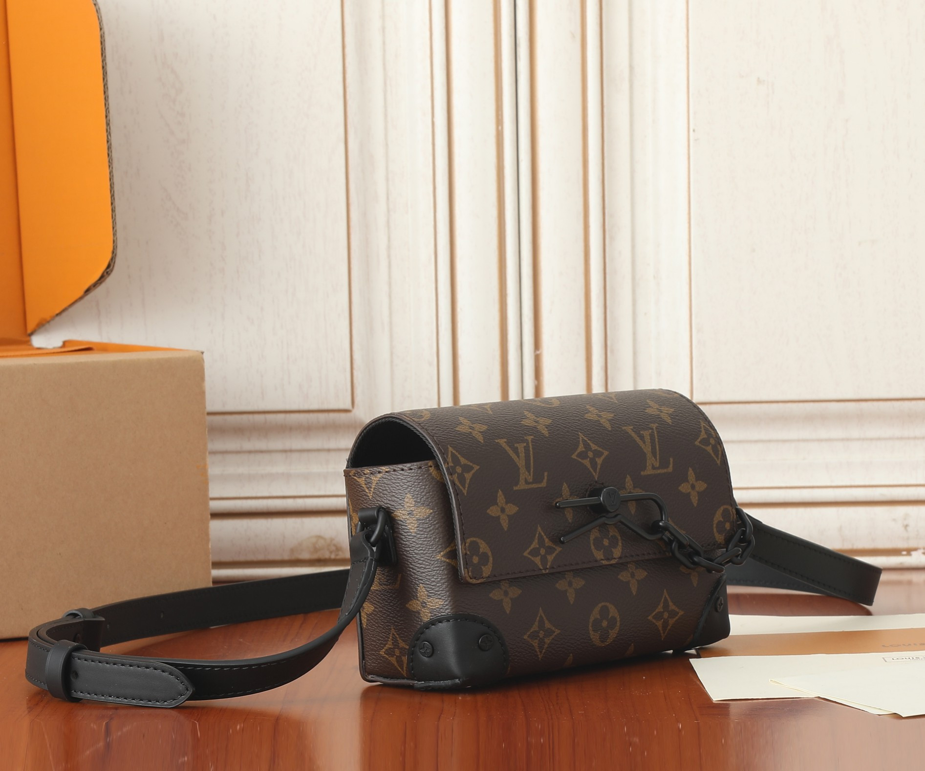 LV Steamer Wearable Wallet M83613 7.1 x 4.3 x 2.6 inches