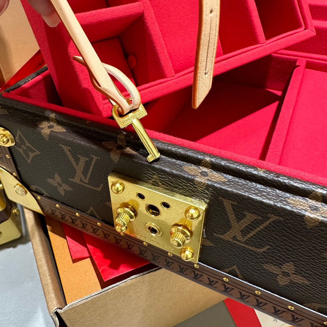 LV M13513 Jewelry Box red 9.4 x 4.9 x 9.4 inches