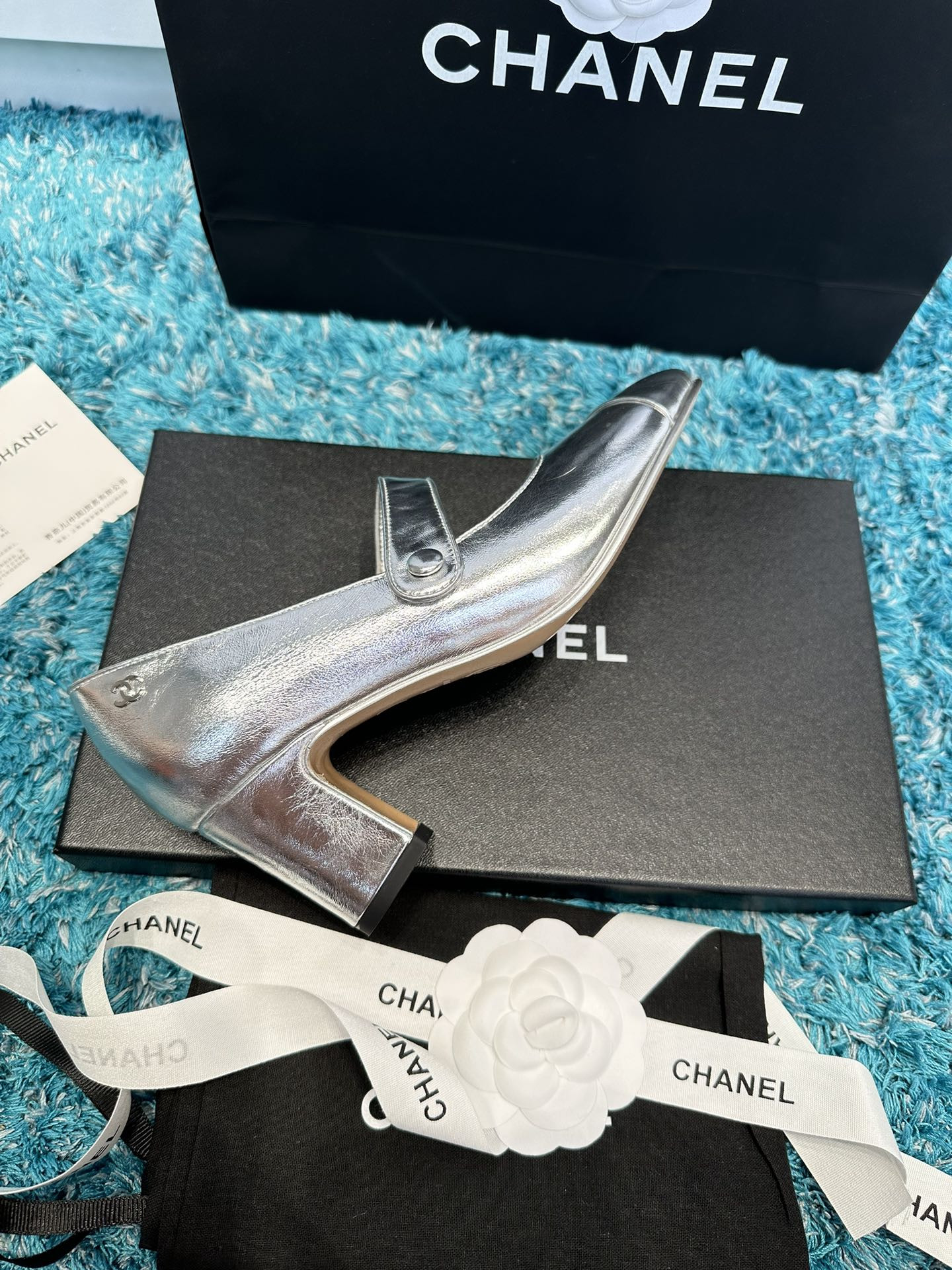 ua Ch*el mary janes pump